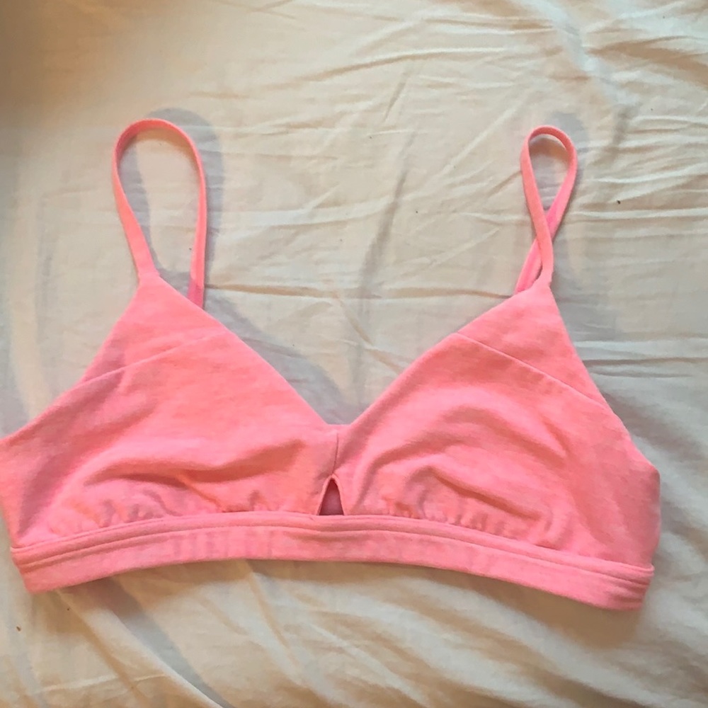 Alo pink sport bra